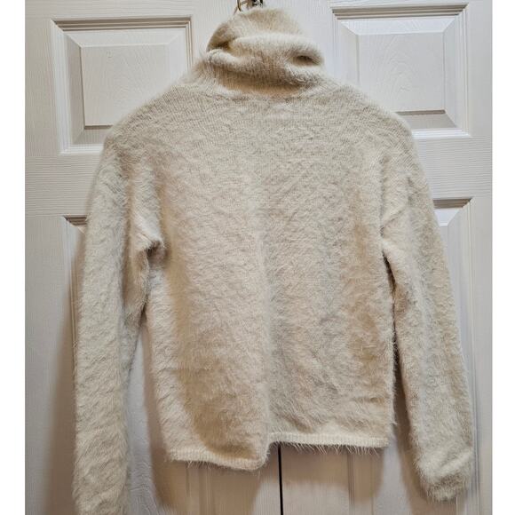 Sanctuary Turtleneck SIZE Small Cream Off White top shirt - Picture 2 of 2